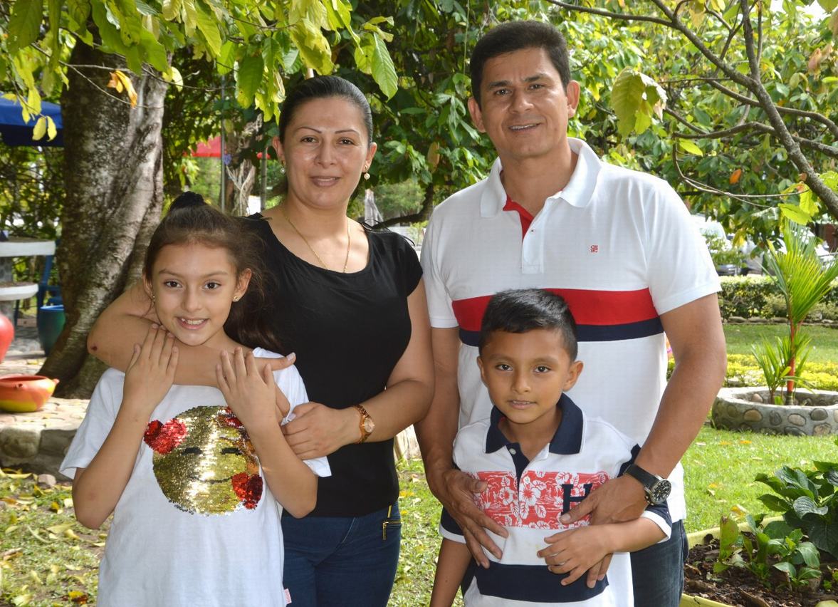 Jenny Calvo, Miguel Moncaleano, Gabriela Moncaleano y Miguel Ángel Moncaleano.